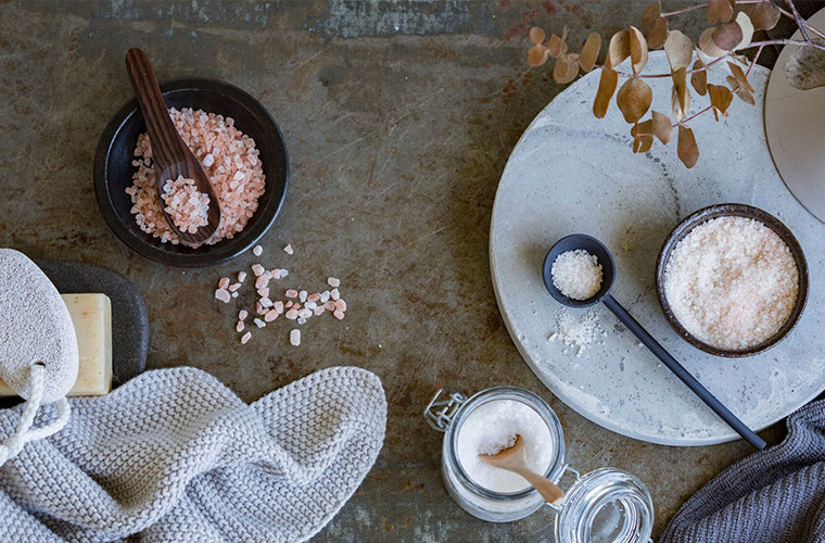 Dead Sea Salt vs Epsom Salt: Which Bath Salt Is Best Suited To You?