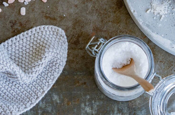 Recover with a Dead Sea Salt Bath Soak: Sports Recovery and Sore Muscle Relief