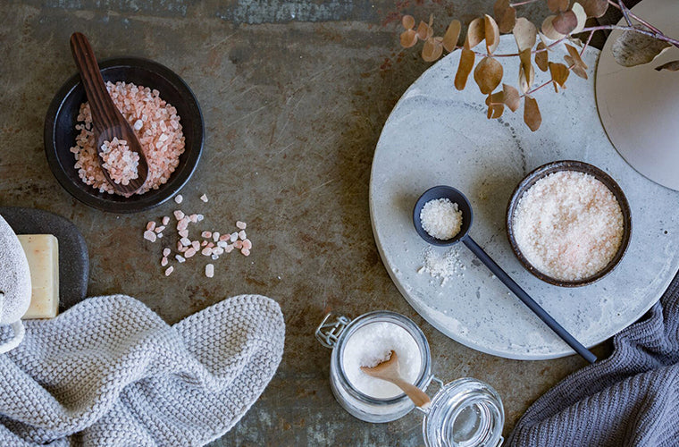 A Guide to Epsom Salt: Origins, Benefits and How To Use It