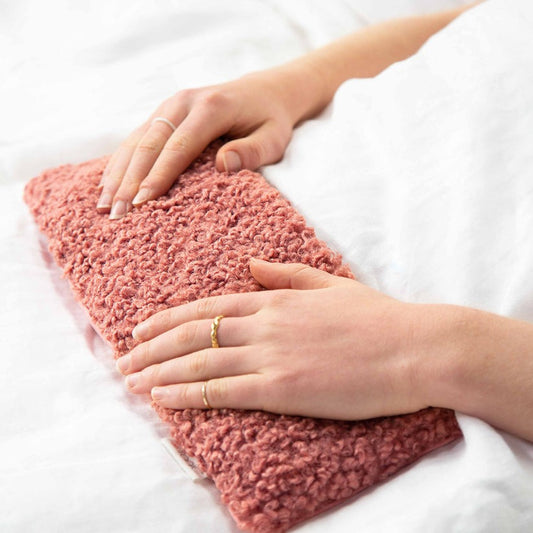 Boucle Heat Pillow lifestyle (Clay)